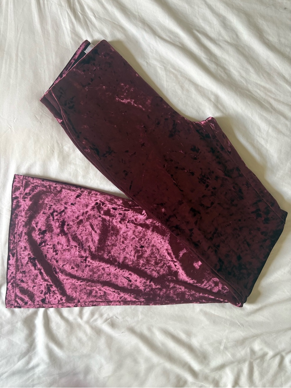 Mango Velvet Wide-Leg Pants in Burgundy